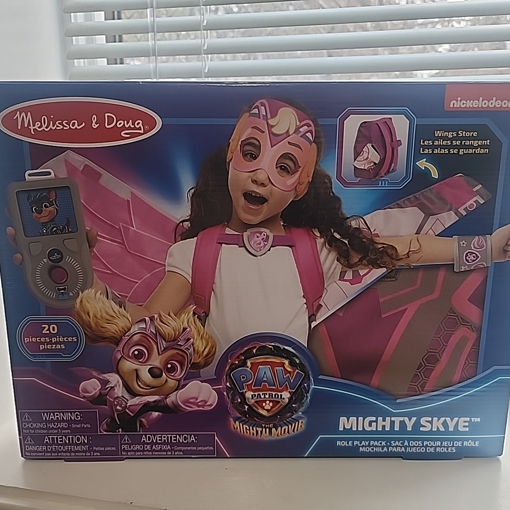 Melissa & Doug Mighty Skye Role Play Set with Pink and Purple